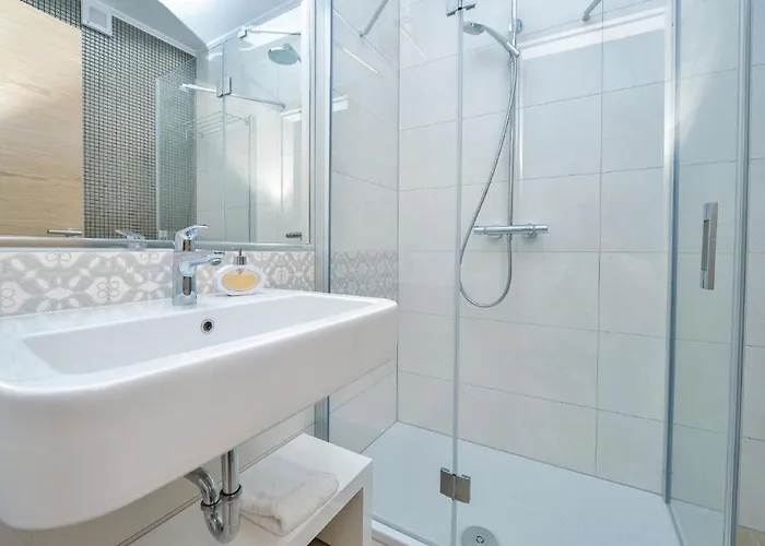 Awesome In * רוגוזניצה