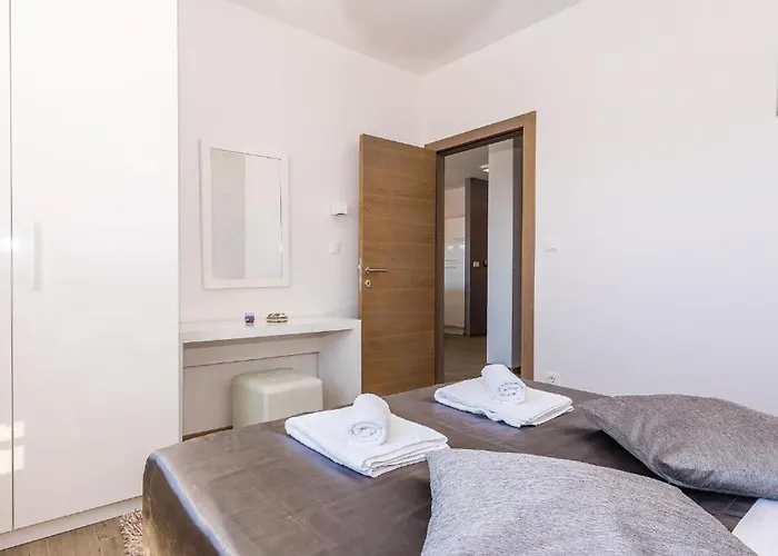 Appartement Awesome In Rogoznica (Sibenik-Knin)