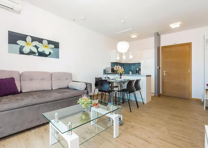 Appartement Awesome In